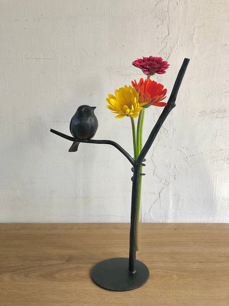 小鳥が佇む一輪挿し - 花瓶/陶器 - 其他金属 黑色