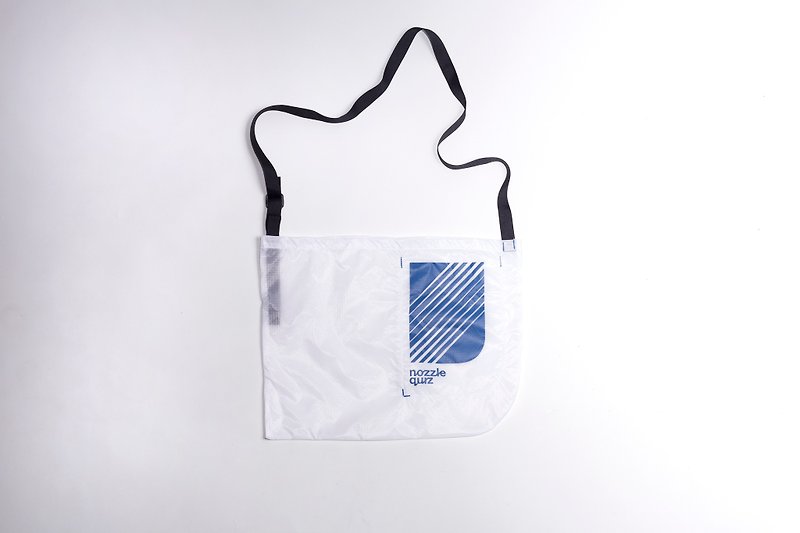 纯银 Slvr 斜肩购物袋 - 侧背包/斜挎包 - 聚酯纤维 白色