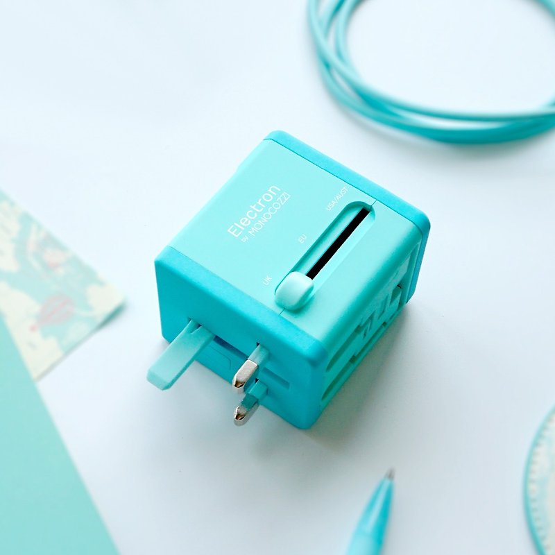 SMIGHTY | 迷你内置2.1A 双USB充电全球通用旅行转换器 - 蓝色橡胶面 - 其他 - 塑料 蓝色