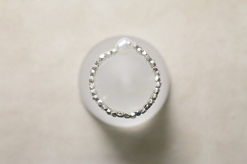 觅饰 mishivénus 天然珍珠细软戒 925纯银 珍珠 戒指  // vr006 - 戒指 - 石头 白色