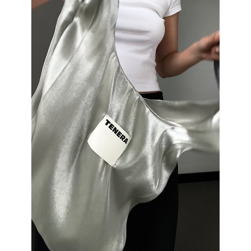 【TENERA】再生环保购物袋-茶灰色 温柔风格 手提包 - 手提包/手提袋 - 聚酯纤维 灰色