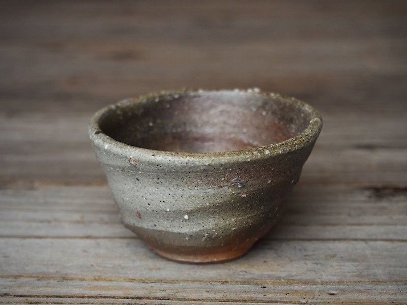 備前 ぐい呑み＿gi-064 - 花瓶/陶器 - 纸 咖啡色