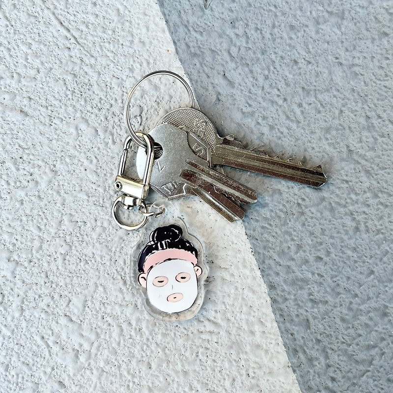 塑料 钥匙链/钥匙包 灰色 - 吴郁小姐敷面膜 匙扣
