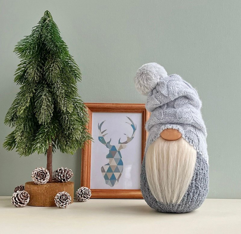 Scandinavian gnome with hat, Hygge decor, Winter home decor - 玩偶/公仔 - 羊毛 灰色