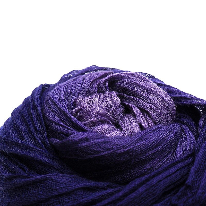 卓也蓝染－植物染羊毛皱纱围巾 / 多色 - 丝巾 - 其他材质 多色