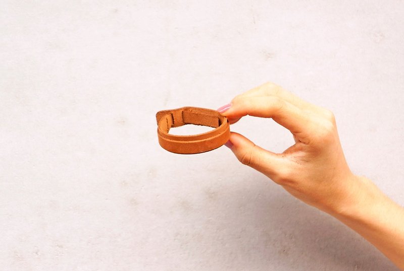 皮革手环(定制刻字) - 手链/手环 - 其他金属 橘色