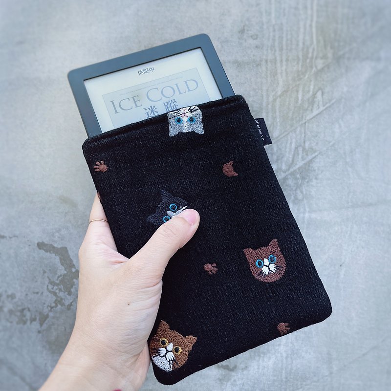 猫刺绣电子书保护套/电子书平板套/Kobo 6寸保护套/平板保护套 - 电脑包 - 棉．麻 
