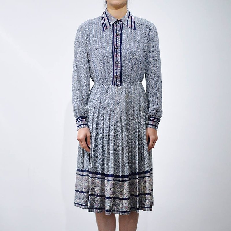 《Vintage dress》日本古着洋装 浅蓝花领 VD154 - 洋装/连衣裙 - 聚酯纤维 蓝色