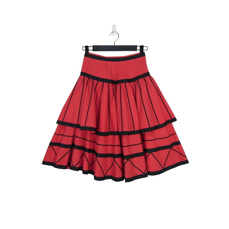 A·PRANK :DOLLY ::复古着VINTAGE红黑线造型双层蛋糕澎裙S805019 - 裙子 - 棉．麻 红色