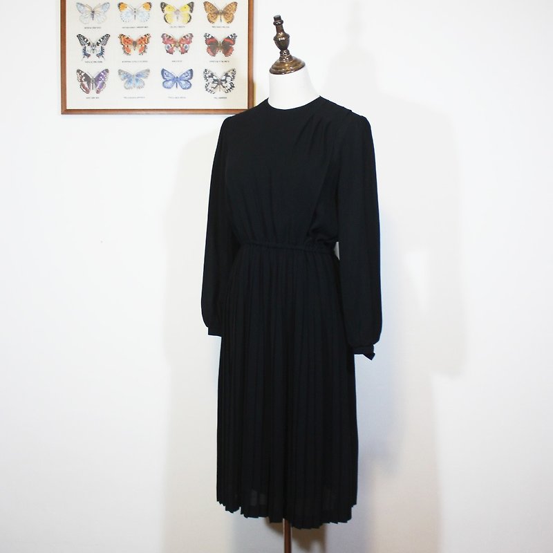 (Vintage日本古着洋装)黑色长袖洋装F3545 - 洋装/连衣裙 - 其他人造纤维 黑色