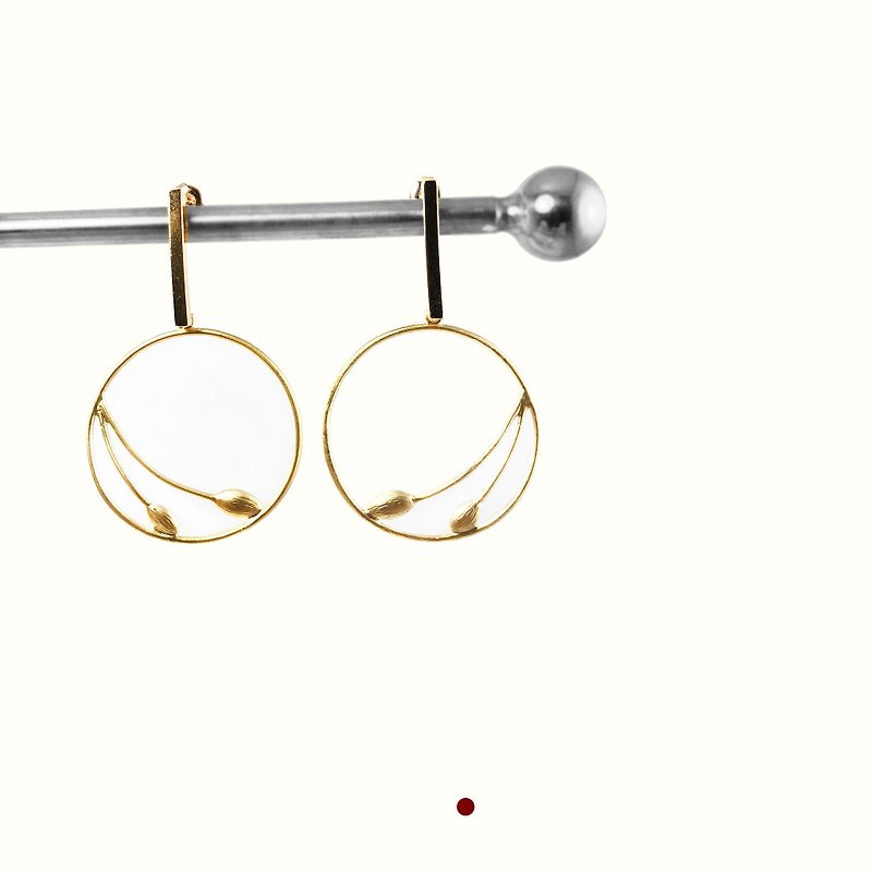 和风925纯银耳环【郁金香】日本风格耳环 简约金色耳环 花卉耳环 - 耳环/耳夹 - 贵金属 金色