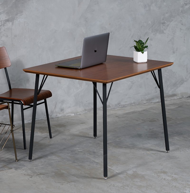 翩翩 方桌(深色) - 餐桌/书桌 - 木头 咖啡色