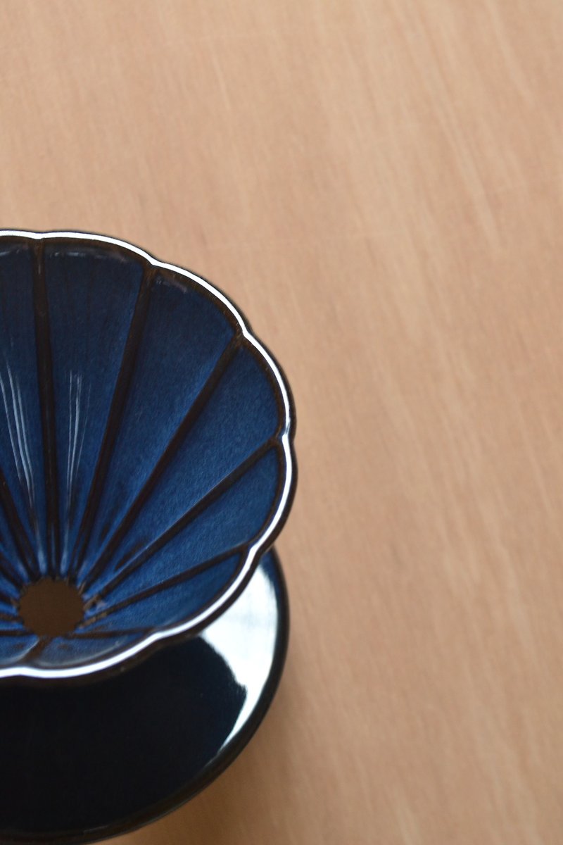 湛放蓝菊型长肋滤杯01款(无把)啡手冲滤杯 咖啡滤杯 咖啡滤器 - 咖啡壶/周边 - 陶 蓝色
