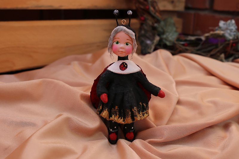 Ladybug, spun cotton toys, eco-friendly, home decor. - 其他 - 棉．麻 黑色