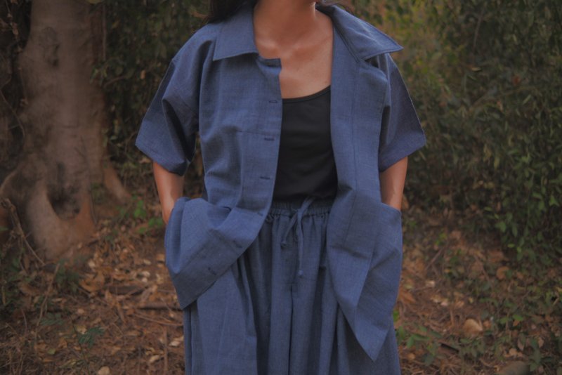 格子衬衫 |手工编织棉|天然靛蓝染色 - 女装上衣 - 棉．麻 蓝色