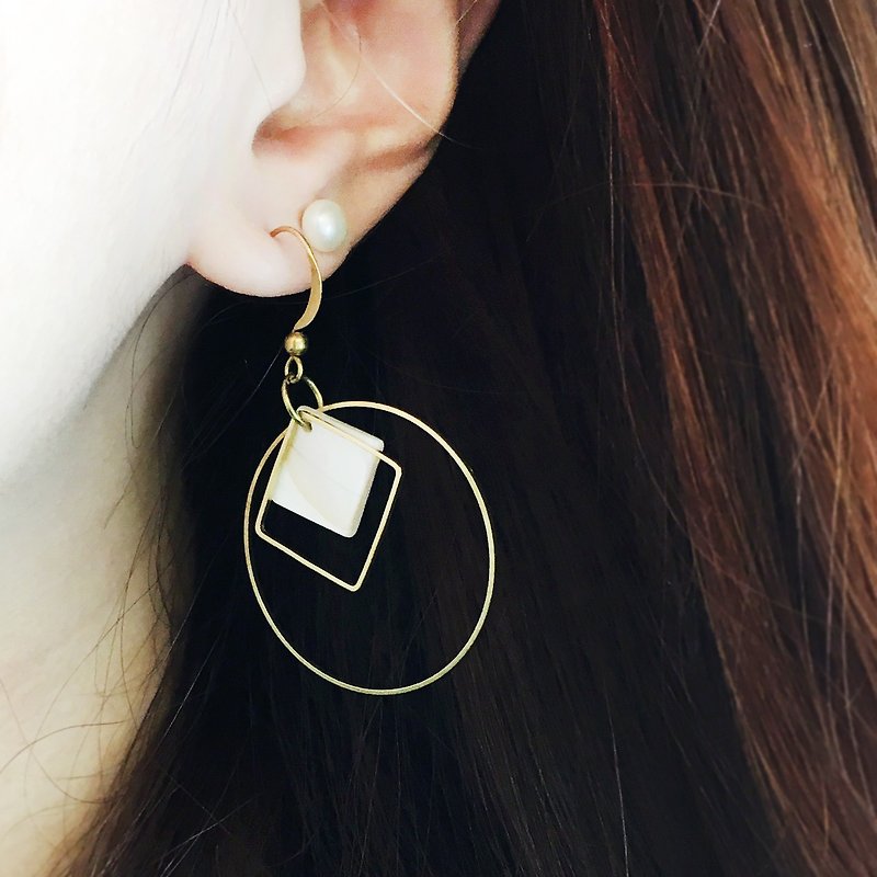 可改夹式 - 几何黄铜大耳环 - 圆来如此 单1支 - 耳环/耳夹 - 其他金属 白色