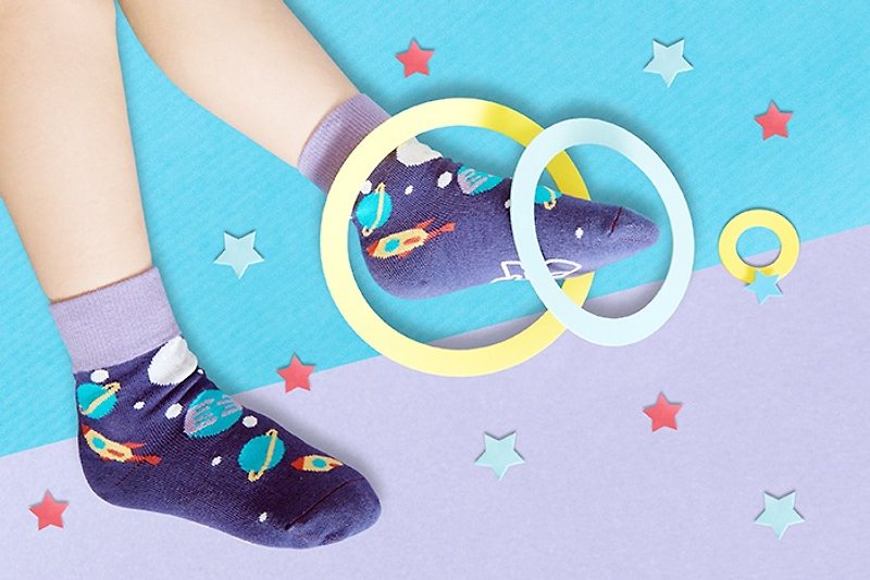 SS23【快速出货/包邮】太空星球防滑4分之3童袜│质感礼盒包装 - 袜子 - 棉．麻 紫色