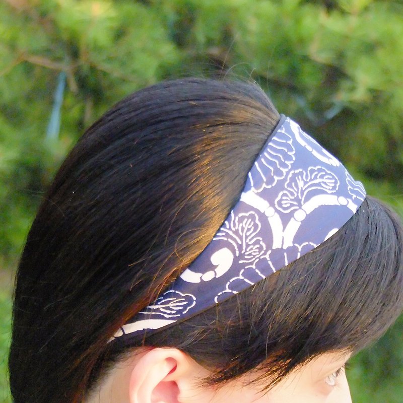 ‘日风蓝’和风古典青海波浪｜Azzora 超弹力莱卡发带 - 发饰 - 聚酯纤维 蓝色