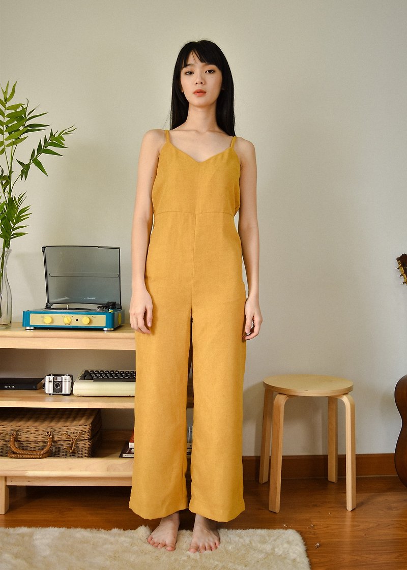 MUSTARD YELLOW JUMPSUIT WITH SPAGHETTI STRAP AND BACK ZIPPER - 背带裤/连体裤 - 其他材质 黄色