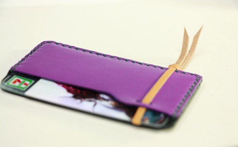 绝对套牢 - 双色调真皮(紫色牛皮 / 黑色头层皮)手缝卡片夹 / 捷运悠游卡夹 / 卡夹 / 票夹 - 证件套/卡套 - 真皮 紫色