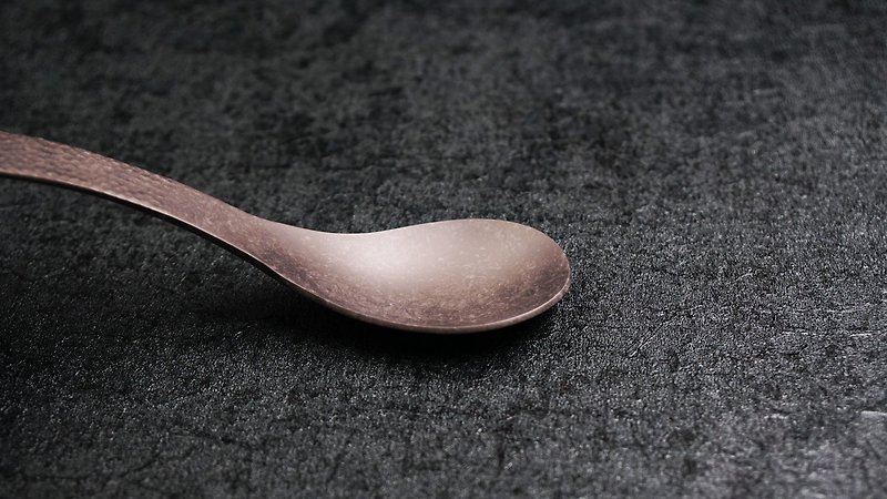 TIGT - 钛锤勺一支装 - ( 蓝金全色、石纹、乌黑择一 ) - 餐刀/叉/匙组合 - 其他金属 多色