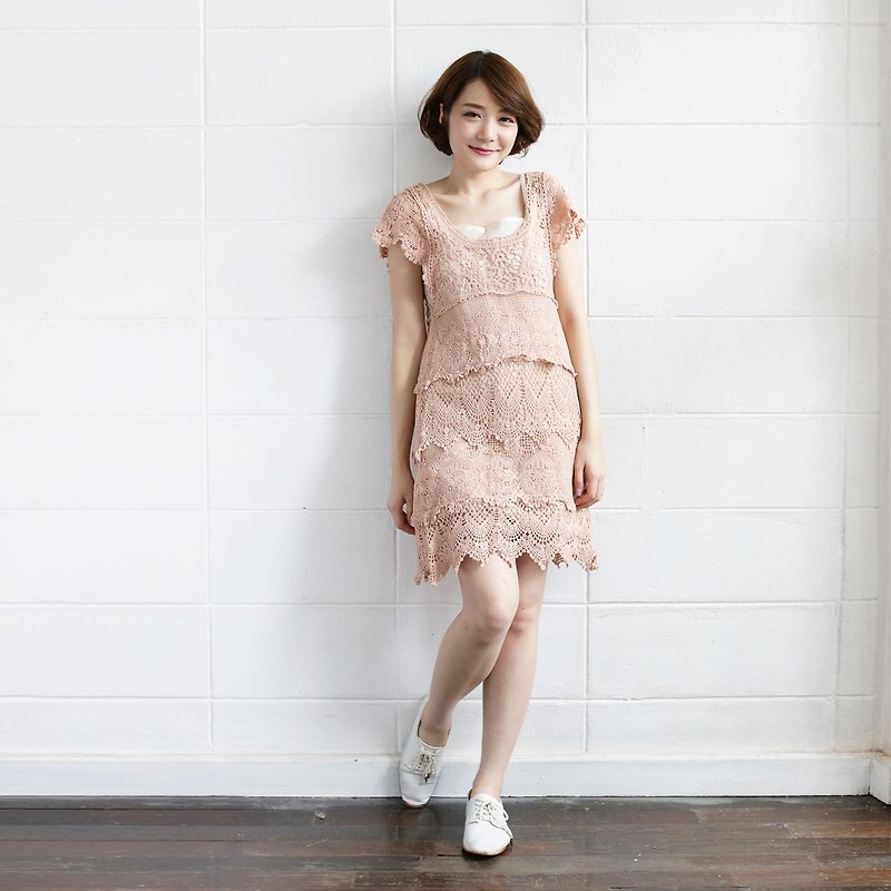 Tan Short-Sleeve Dresses Lace Cotton Sweet Garden - 洋装/连衣裙 - 棉．麻 