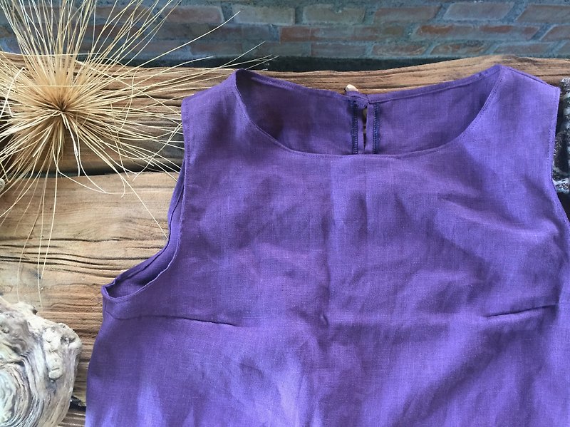 纯天然亚麻 圣罗兰紫桧木扣背心 - 女装背心 - 棉．麻 紫色