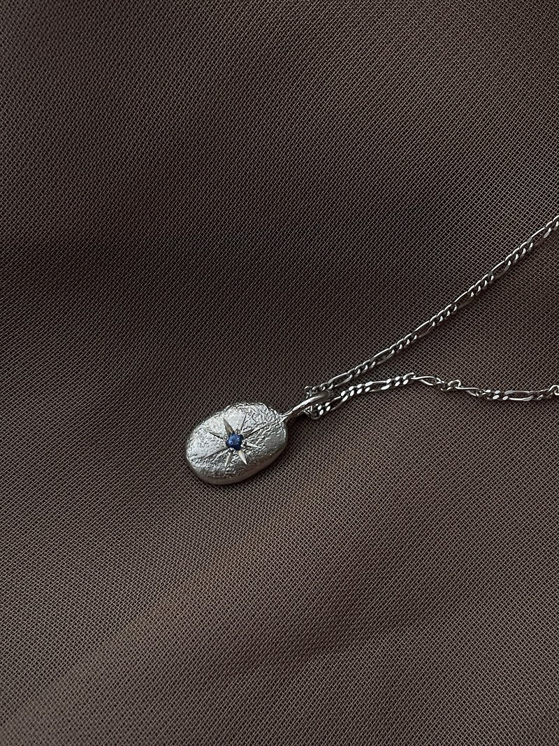 Oval-蓝宝石 原创设计金工项链天然宝石纯银镀金 - 项链 - 纯银 银色
