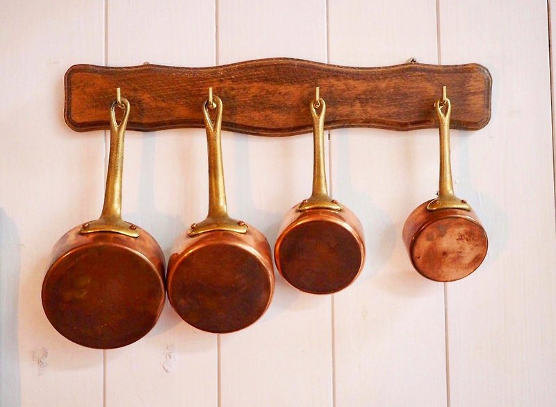 英国典藏1950年代红铜酱料锅四件组 含壁挂木架 - 锅具/烤盘 - 其他金属 