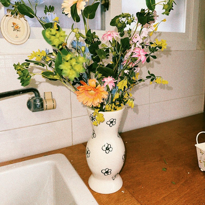 花糖果花瓶 - 花瓶/陶器 - 陶 白色