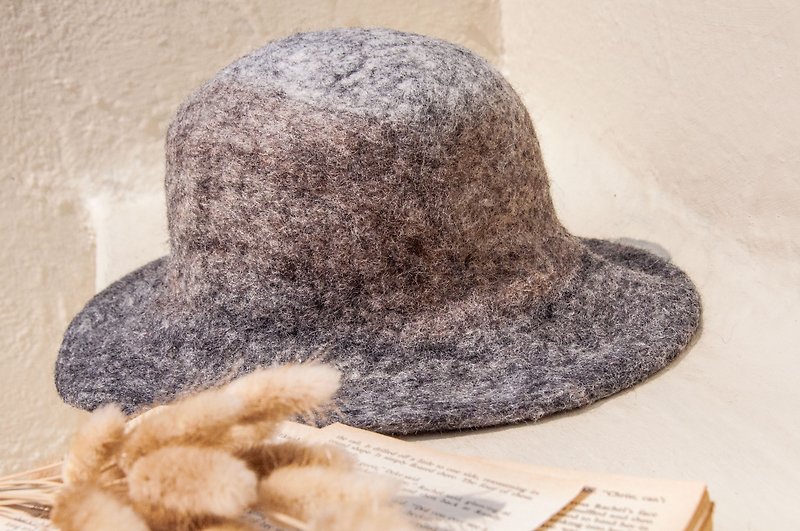 圣诞礼物羊毛毡帽/手工羊毛毡帽/羊毛帽/设计帽/圆顶帽-咖啡拿铁 - 帽子 - 羊毛 咖啡色