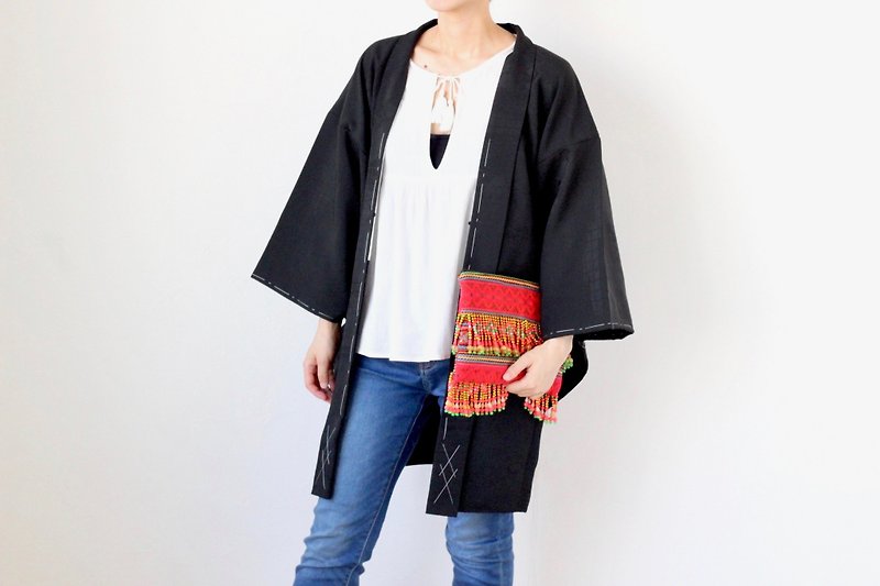 floral haori, traditional kimono, vintage haori, vintage wear /3878 - 女装休闲/机能外套 - 丝．绢 黑色