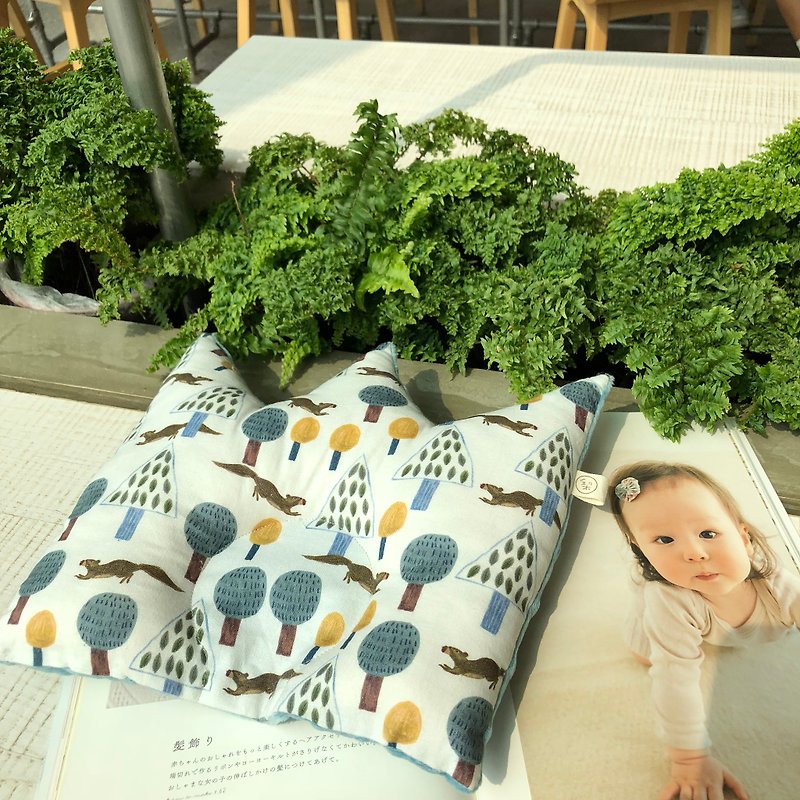 森林里的小松鼠  天然有机棉  手工宝宝皇冠定型枕 - 婴儿床上用品 - 棉．麻 