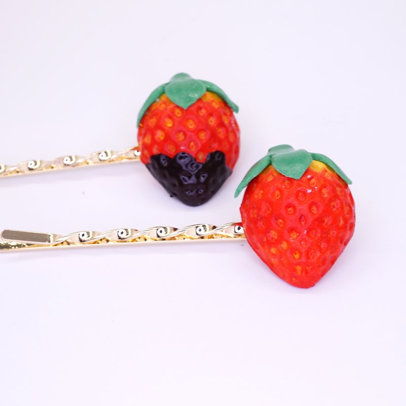 Playful Design 草莓发夹/巧克力酱草莓发夹 - 发饰 - 粘土 