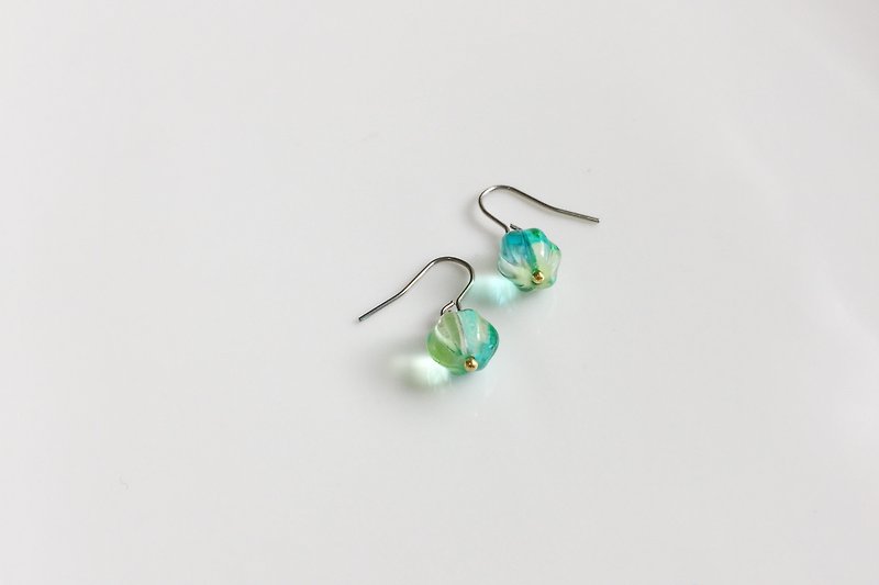 透明写生-BALOOM 玻璃造型耳环 - 耳环/耳夹 - 其他金属 绿色