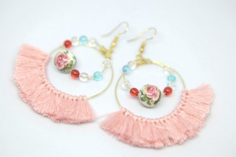 日本入口彩绘珠 配 扇形流苏 大圈耳环 - 耳环/耳夹 - 纯银 粉红色