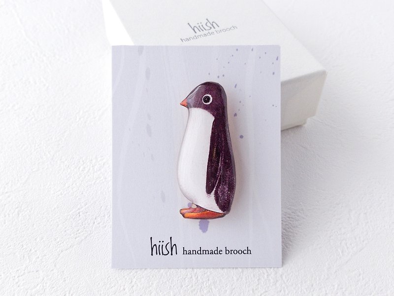 ペンギンのブローチ - 胸针 - 树脂 白色