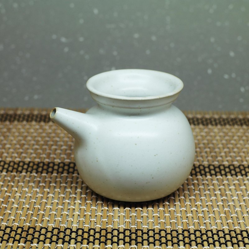 粉青釉圆型炮管嘴茶海、公道杯、匀杯 手作陶艺 茶道具 - 茶具/茶杯 - 陶 
