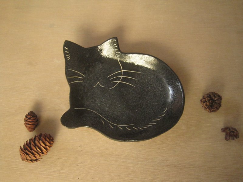 DoDo手作 动物剪影造型盘-猫.卧姿(黑) - 花瓶/陶器 - 陶 黑色