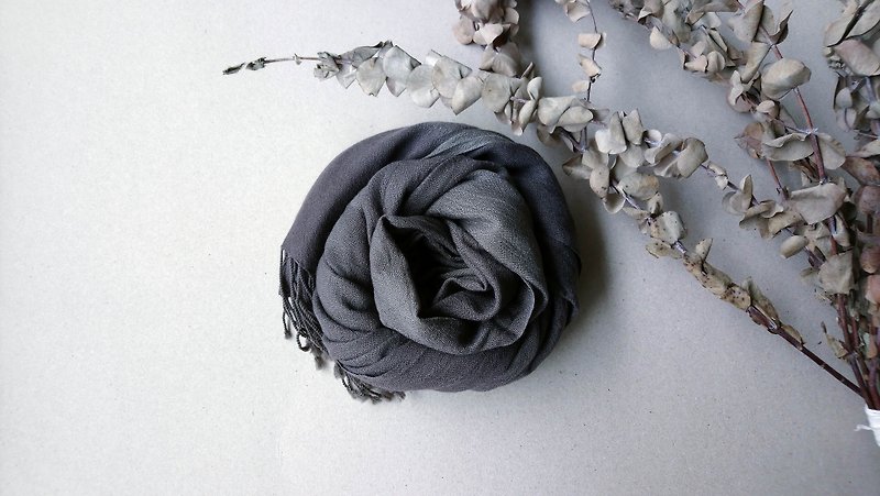 知染生活-天然染扎染羊毛围巾(紫灰色) - 丝巾 - 羊毛 