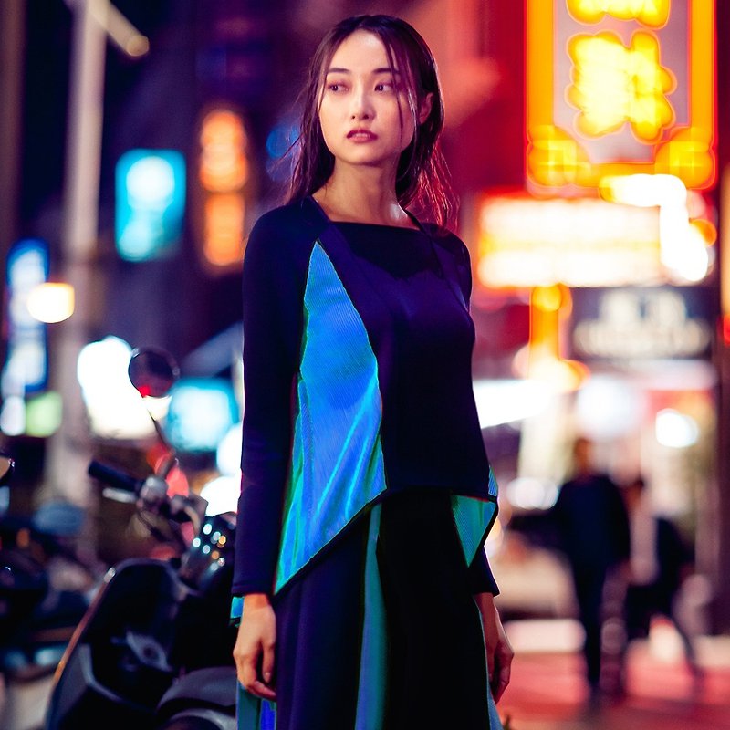 ColorFlow 立体结构修身长上衣 (立体蓝) - 女装上衣 - 其他材质 蓝色