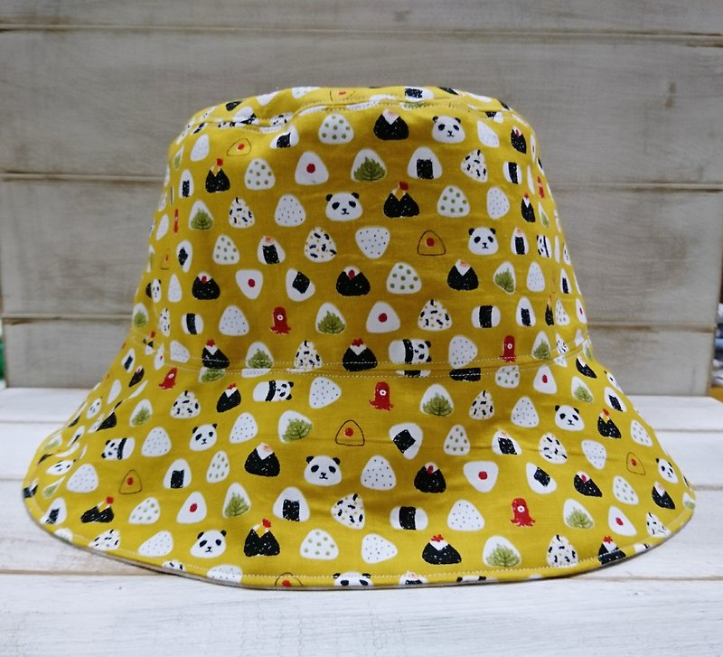 芥黄色熊猫饭团&米色格纹双面渔夫帽/遮阳帽 - 帽子 - 棉．麻 黄色