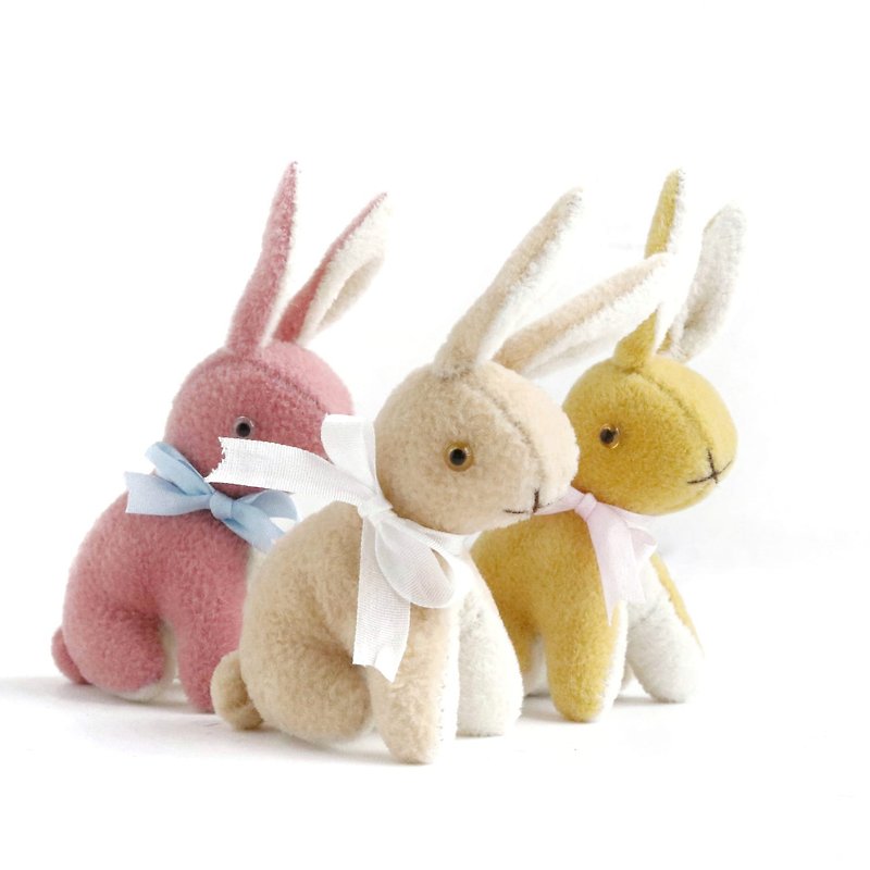 (材料包附影片) 复古兔子玩偶 缝纫材料包 DIY 图纸 - 编织/刺绣/羊毛毡/裁缝 - 其他材质 卡其色