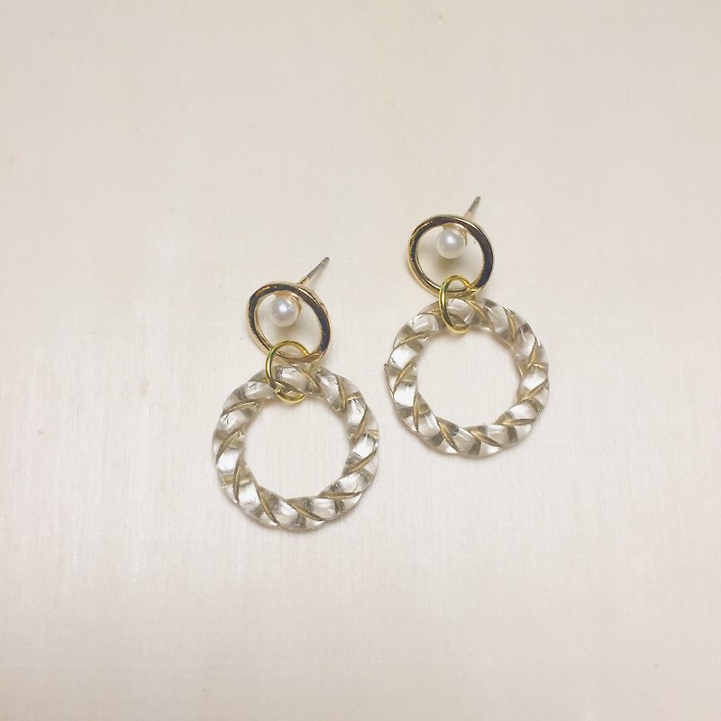 复古珍珠圈圈雕刻圆耳环 - 耳环/耳夹 - 树脂 透明