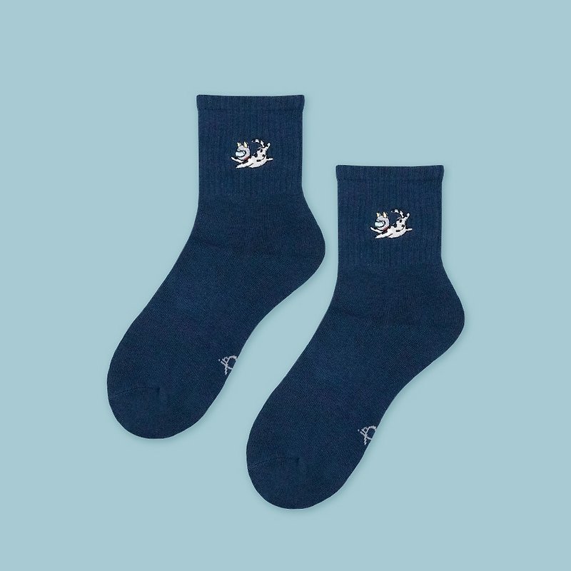 阿牛太空猫咪中筒袜-深蓝 - 袜子 - 棉．麻 蓝色