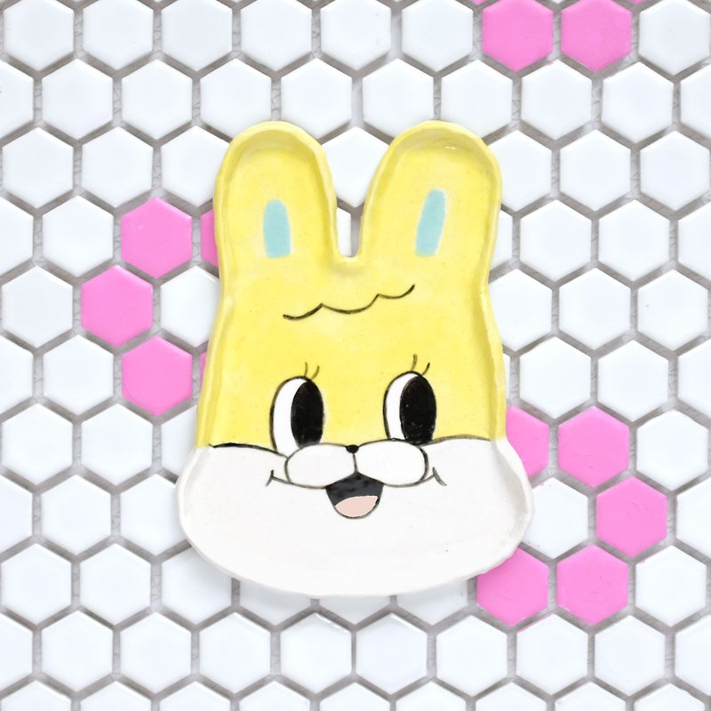 兔兔造型浅盘 - 浅碟/小碟子 - 陶 黄色