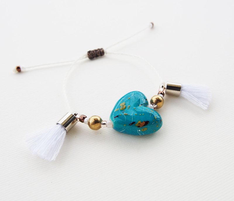 Turquoise painted-heart white tassel string bracelet - 手链/手环 - 其他材质 蓝色
