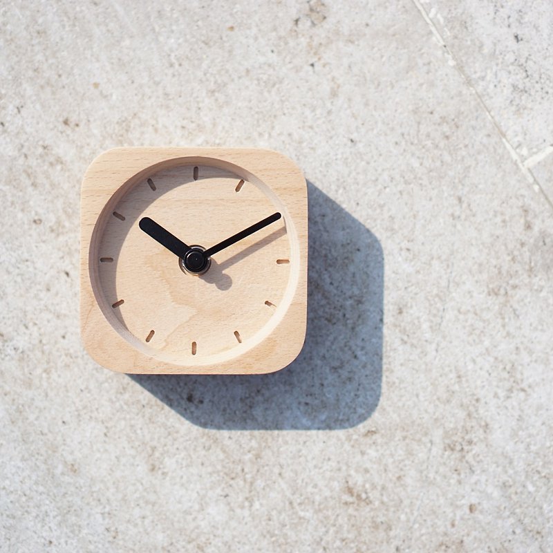 Pana Objects 纯粹时钟 - 时钟/闹钟 - 木头 咖啡色