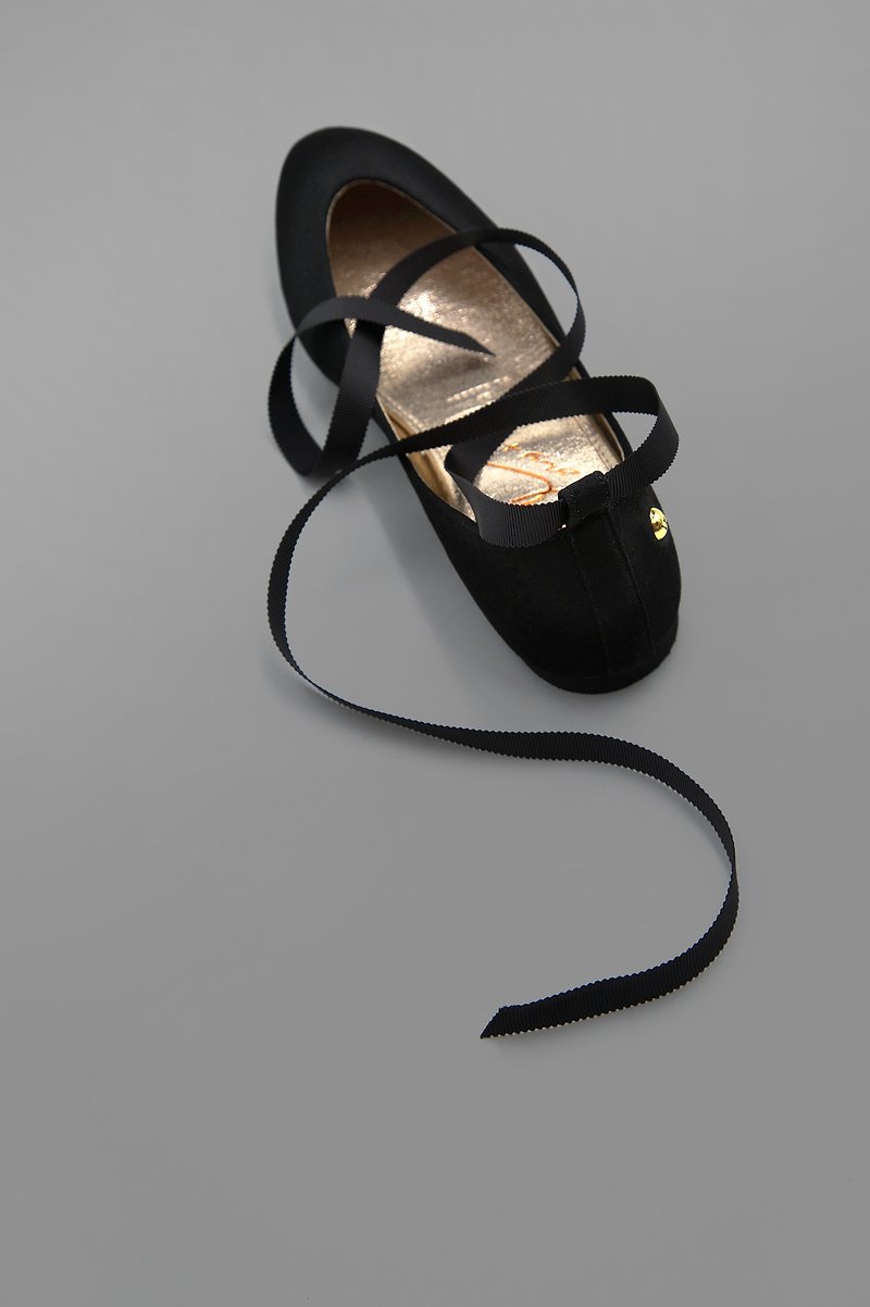 Leá Black (鹅绒黑) Flats 女伶版 | WL - 芭蕾鞋/娃娃鞋 - 其他人造纤维 黑色
