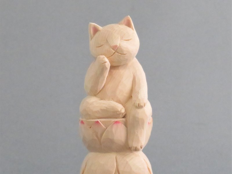 木彫り　弥勒猫　淡彩色　猫仏さま - 摆饰 - 木头 白色